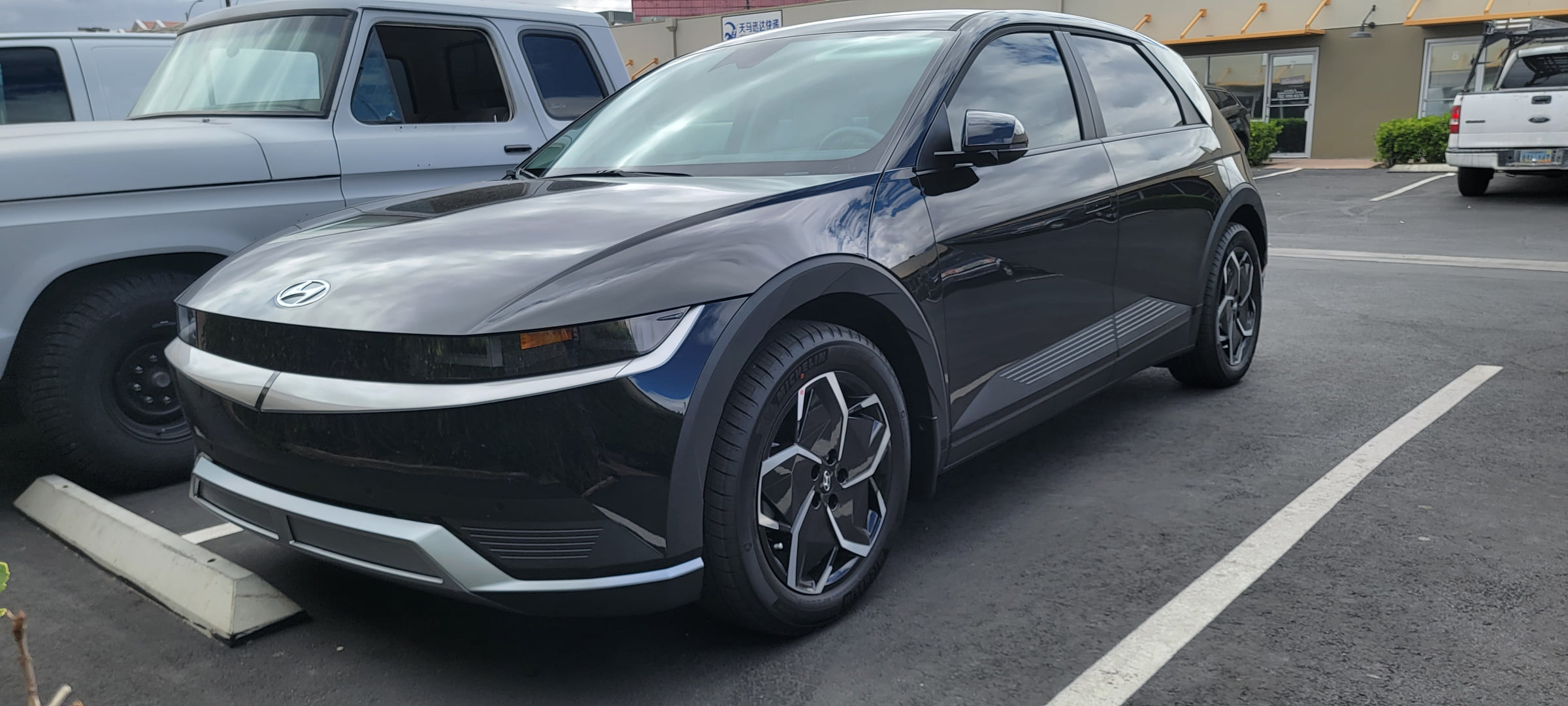Hyundai with window tint
